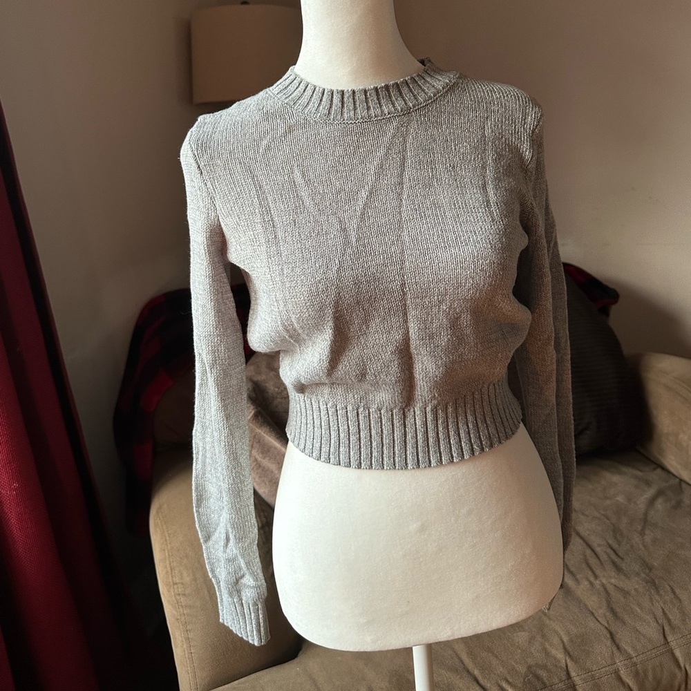 Cropped knit sweater